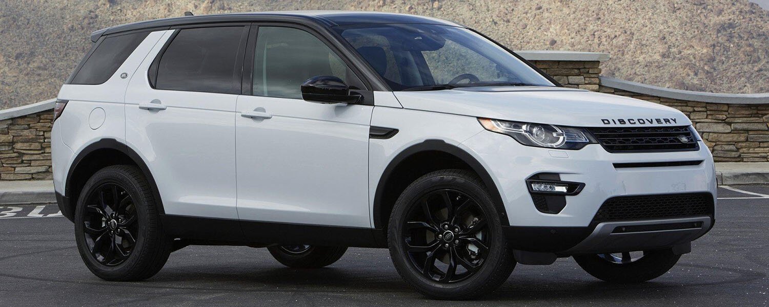Land Rover Discovery workshop diagnosis and mechanical inspection in Dubai