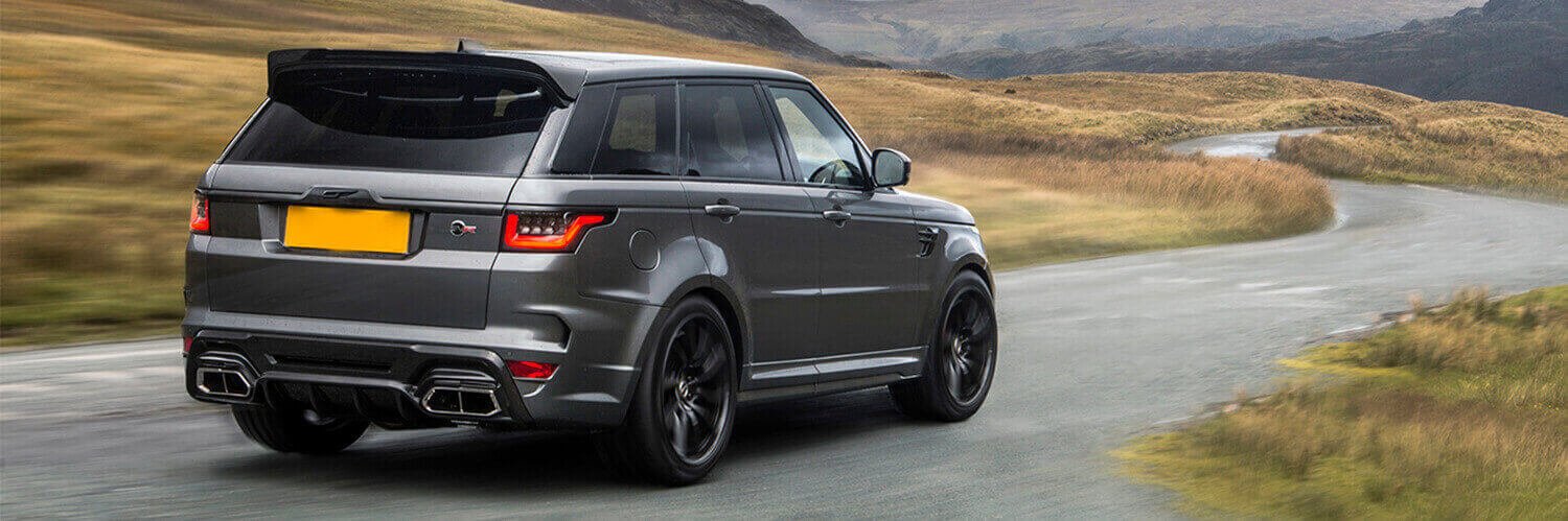 Range Rover side mirror camera and parking-assistance inspection in Dubai